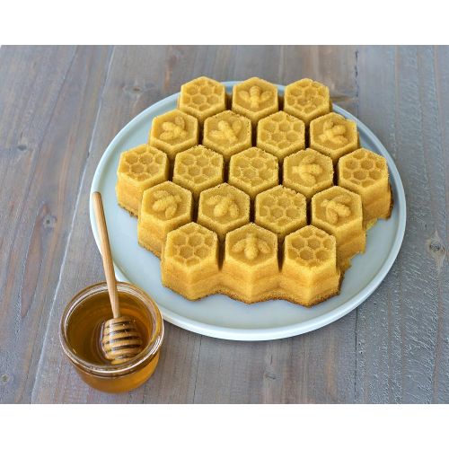  Nordic Ware Honeycomb Pull-Apart Dessert Pan