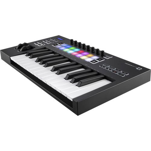  Novation Launchkey 25 MK3 USB MIDI Keyboard Controller (25-Key)