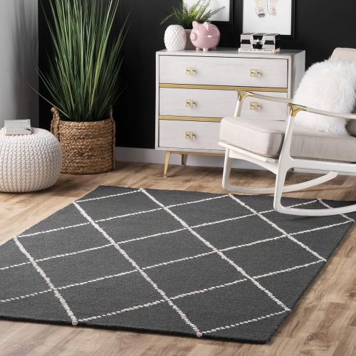  NuLOOM Hand Tufted Wool Dotted Diamond Trellis Area Rug