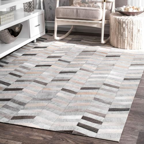  NuLOOM Handmade Modern Cowhide Patchwork LeatherViscose Area Rug