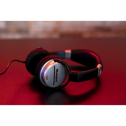  Numark HF125 Ultra-Portable Professional DJ Headphones With 6ft Cable, 40mm Drivers for Extended Response & Closed Back Design for Superior Isolation