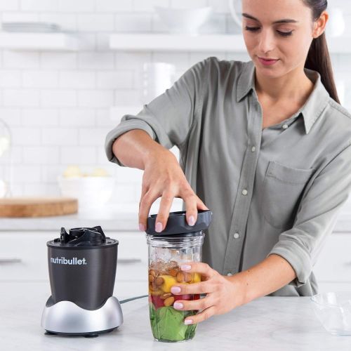  NutriBullet ZNB30100Z Pro 1000 Personal Blender, 32-Ounce, Light Gray