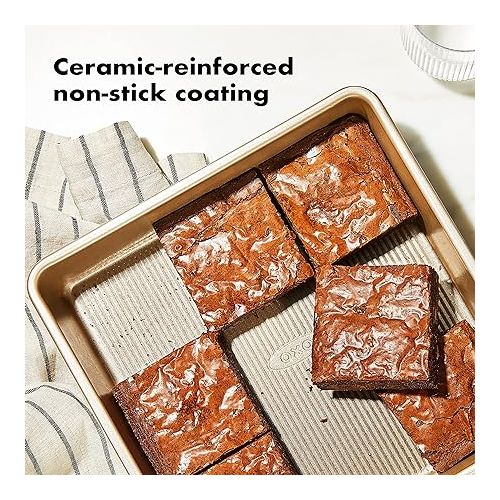 옥소 OXO Good Grips Non-Stick Pro Cake Pan Square 9 x 9 Inch, brown