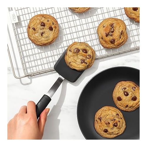 옥소 OXO Good Grips Silicone Cookie Spatula, Gray, 3 inches