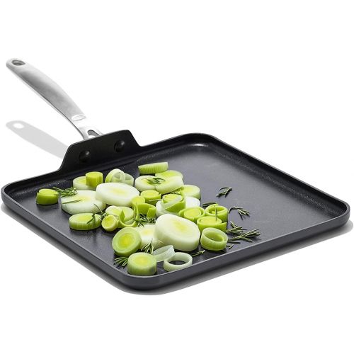 옥소 OXO Good Grips Pro Hard Anodized PFOA-Free Nonstick 11 Griddle Pan, Dishwasher Safe, Oven Safe, Stainless Steel Handle, Black