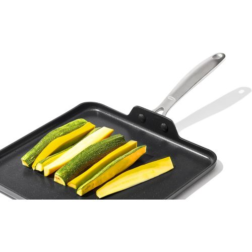 옥소 OXO Good Grips Pro Hard Anodized PFOA-Free Nonstick 11 Griddle Pan, Dishwasher Safe, Oven Safe, Stainless Steel Handle, Black