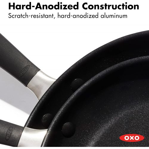 옥소 [아마존베스트]OXO Black Good Grips Non-Stick Frying Pan Set, 8 and 10