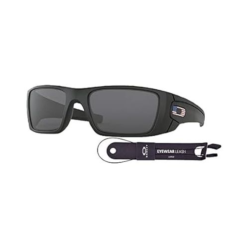 오클리 Oakley Fuel Cell OO9096 Sunglasses For Men+ BUNDLE Leash + BUNDLE with Designer iWear Eyewear Kit
