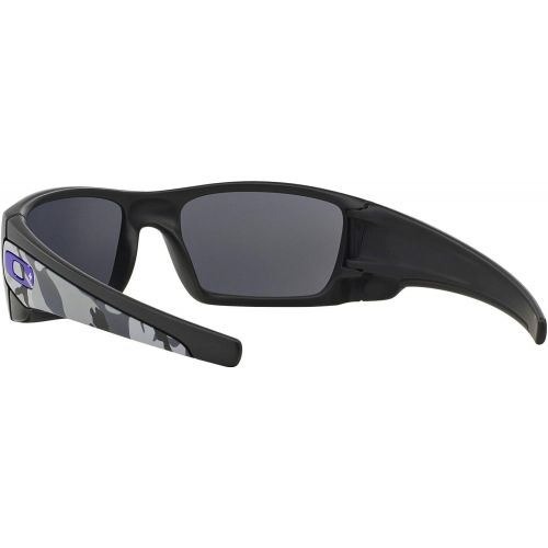 오클리 Oakley Mens Fuel Cell Non-Polarized Iridium Rectangular Sunglasses, Blue Black, 60 mm