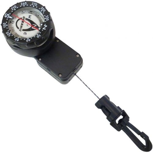  New Oceanic Compass Mounted on a 32 Inch Retractor
