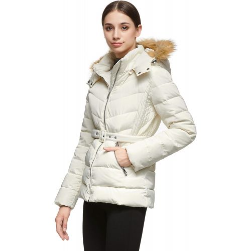  Orolay Womens Quilted Puffer Jacket Slim Hooded Winter Down Coat with Blet