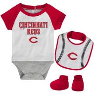 Outerstuff Newborn Cincinnati Reds White Baseball Kid Bodysuit, Bib & Booties Set