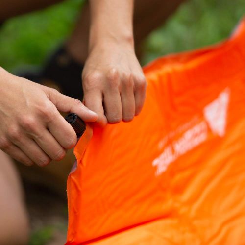 오자크트레일 OZARK TRAIL Ozark Trail Self-Inflating Air Pillow bundle with Ozark Trail Lightweight Insulated Self-Inflating Orange Air Pad