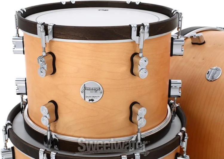  PDP Concept Maple Classic 3-piece Shell Pack with 22 inch Kick - Natural with Walnut Hoops