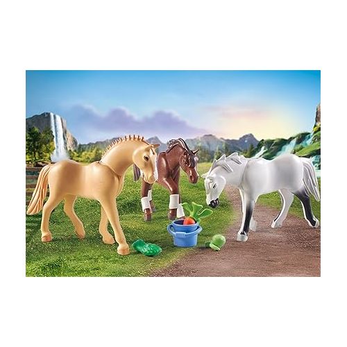 플레이모빌 Playmobil Horses of Waterfall: Three Horses with Saddles