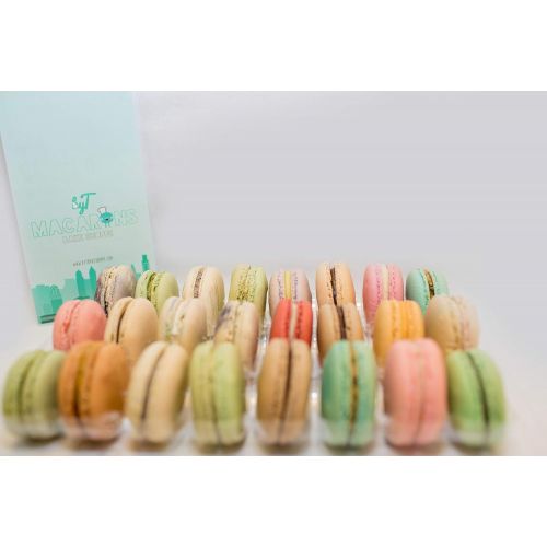  PacknWood Clear Plastic Macaron Insert, Holds 9 Macarons (Case of 75 Sets)