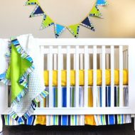 Pam Grace Creations Simply Bold 4-Piece Crib Bedding Set by Pam Grace Creations