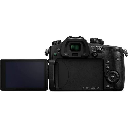 파나소닉 Panasonic LUMIX GH5 4K Digital Camera, 20.3 Megapixel Mirrorless Camera with Digital Live MOS Sensor, 5-Axis Dual I.S. 2.0, 4K 4:2:2 10-Bit Video, Full-Size HDMI Out, 3.2-Inch LCD,