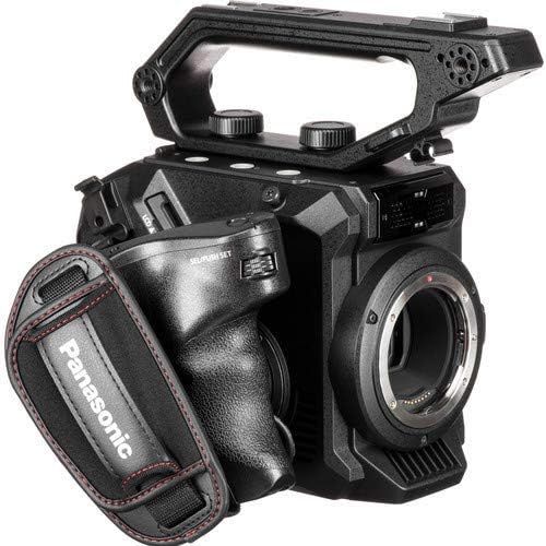 파나소닉 Panasonic AU-EVA1 Compact 5.7K Super 35mm Cinema Camera (AU-EVA1PJ) W/Deluxe Cleaning Set and More.