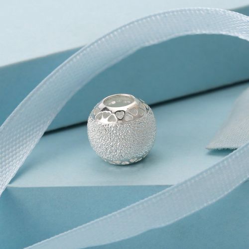  Pandora charm glittering hearts 792097