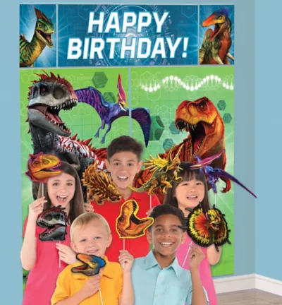  PartyCity Jurassic World Scene Setter with Photo Booth Props