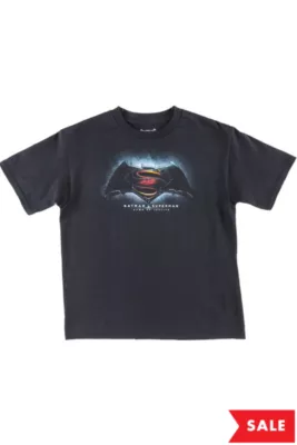 PartyCity Batman v Superman Dawn of Justice T-Shirt