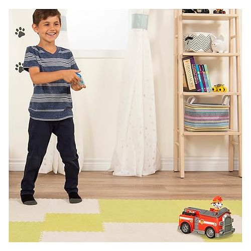  Paw Patrol, Marshall Remote Control Fire Truck with 2-Way Steering, for Kids Aged 3 and Up