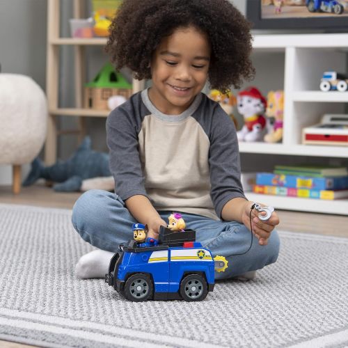  Paw Patrol, Chase Split-Second 2-in-1 Transforming Police Cruiser Vehicle with 2 Collectible Figures