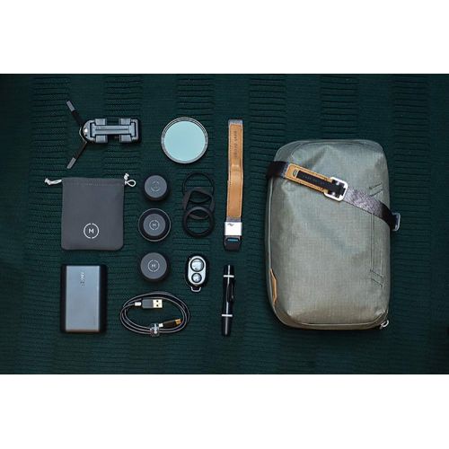  Visit the Peak Design Store Peak Design Tech Pouch (Sage) - The original premium accessory organizer