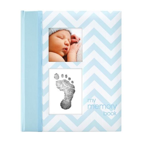  [아마존베스트]Pearhead First 5 Years Chevron Baby Memory Book with Clean-Touch Baby Safe Ink Pad to Make Baby’s Hand or Footprint Included, Blue