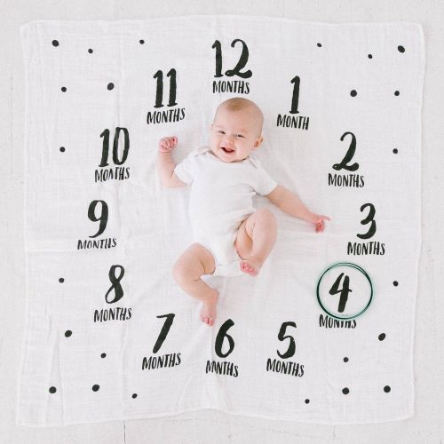  [아마존베스트]Pearhead Monthly Milestone Photo Blanket and Newborn Photo Props Keepsake Set, A Unique Baby Shower Gift for Photo Sharing, White, Black, and Teal, Adventure