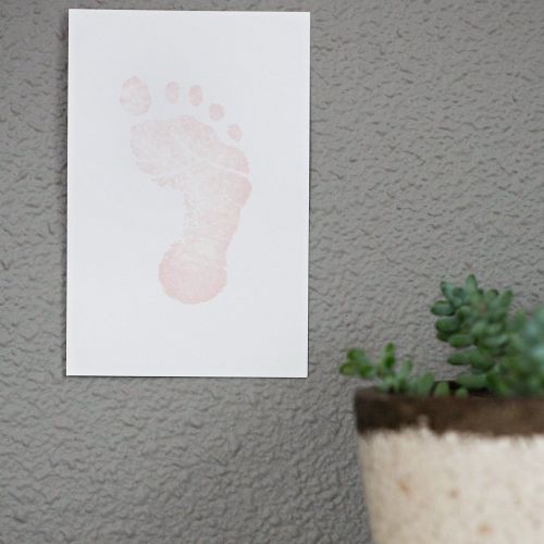  [아마존베스트]Pearhead Newborn Baby Handprint or Footprint “Clean-Touch” Ink Pad, 2 Uses, Pink