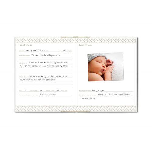  Pearhead First 5 Years Baby Memory Book with Clean-Touch Baby Safe Ink Pad to Make Baby’s Hand or Footprint Included, Ivory Classic