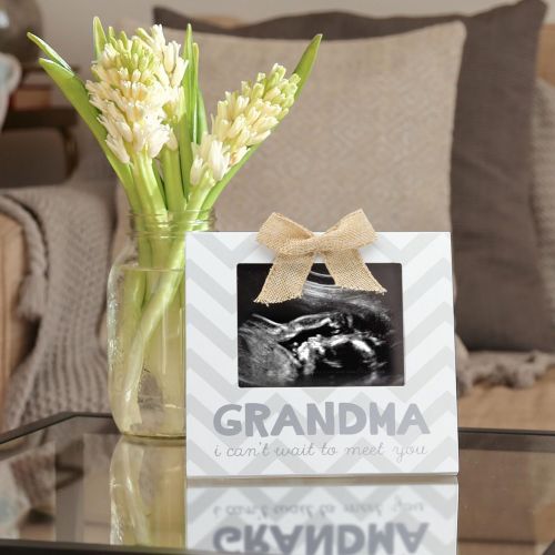  Little Blossoms by Pearhead Grandma I Cant Wait to Meet You Chevron Sonogram Frame, Christmas Gift for Grandma, Gray & White