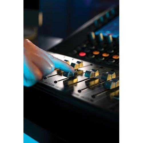  Peavey Aureus 28-channel Digital Mixer