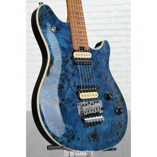  Peavey HP 2 Poplar Burl Electric Guitar - Transparent Blue