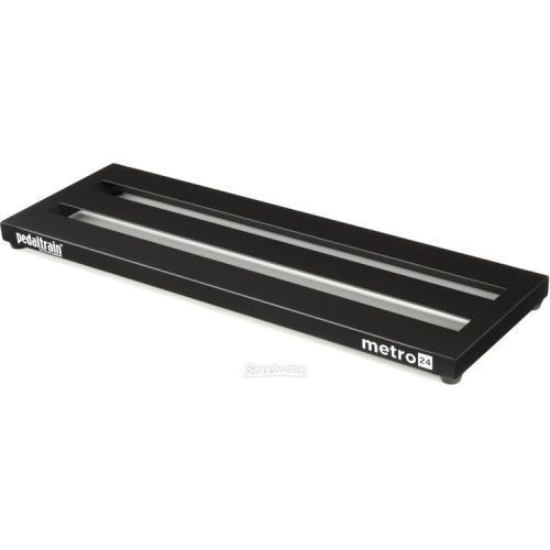  Pedaltrain Metro 24 24-inch x 8-inch Pedalboard with Soft Case