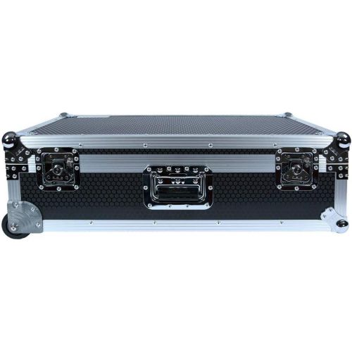  Pedaltrain Classic 3 24-inch x 16-inch Pedalboard with Wheeled Tour Case