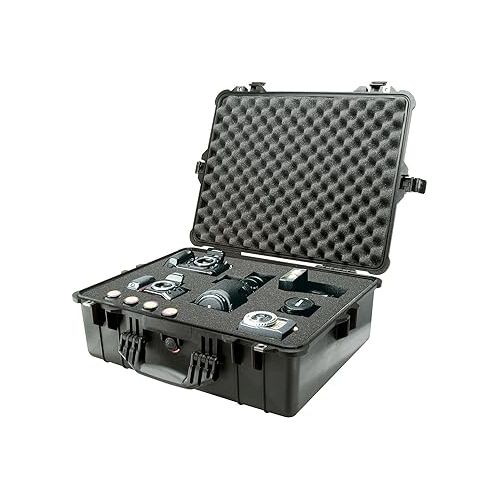  Pelican 1600 Camera Case With Foam (Desert Tan)