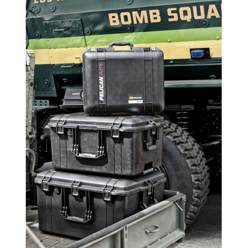  Pelican Air 1637 Case no Foam (Silver)