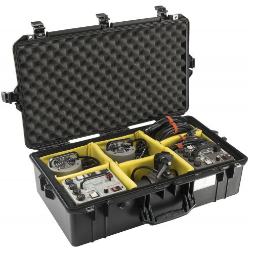  Pelican Air 1605 Case with Foam (Silver)