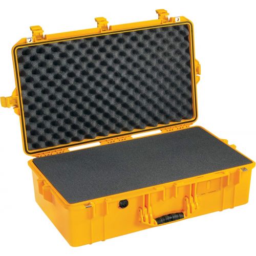  Pelican Air 1605 Case With Foam (Black)