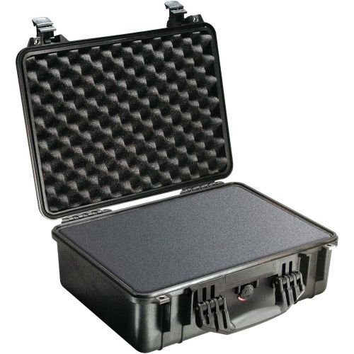  Pelican 1520 Case With Foam (Black)