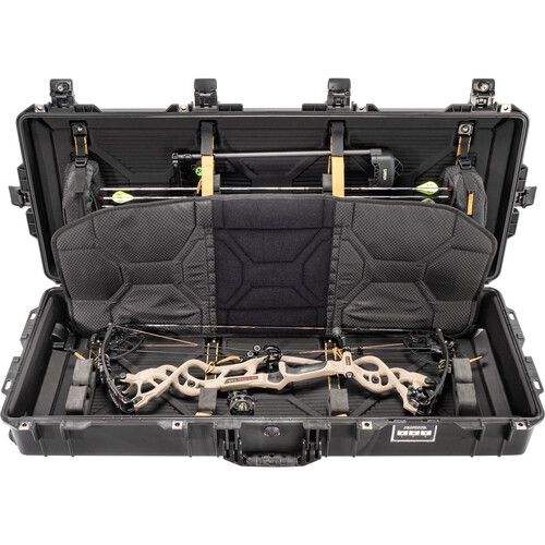  Pelican 1745BOW Air Bow Case (Black)