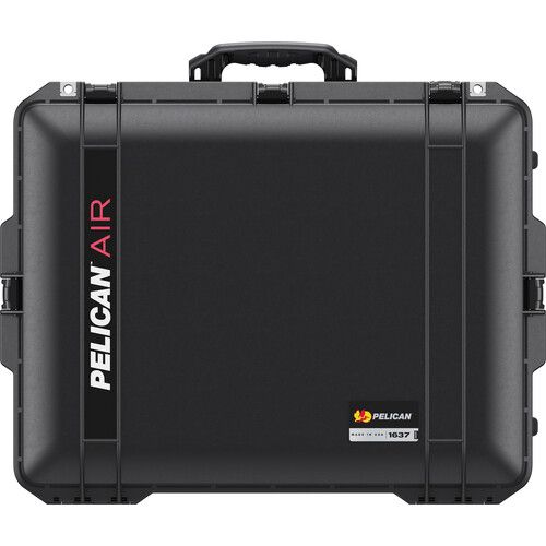  Pelican 1637AirWF Wheeled Hard Case with Foam Insert (Black)