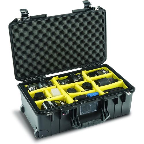  Pelican Air 1535 Case With Padded Dividers (Black)