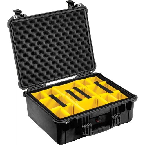  Pelican 1550 Case With Padded Dividers (Black)