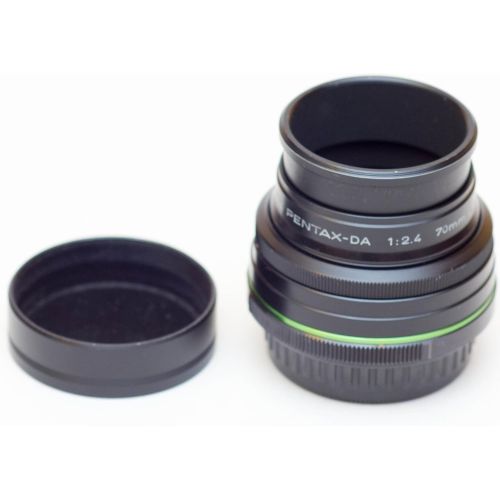  Pentax 70mm f2.4 DA Limited Lens for Pentax and Samsung Digital SLR Cameras