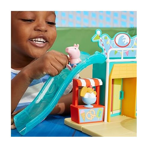  Peppa Pig Toys Peppa's Waterpark Playset, Peppa Pig Playset with 2 Peppa Pig Figures, Preschool Toys for 3 Year Old Girls and Boys and Up