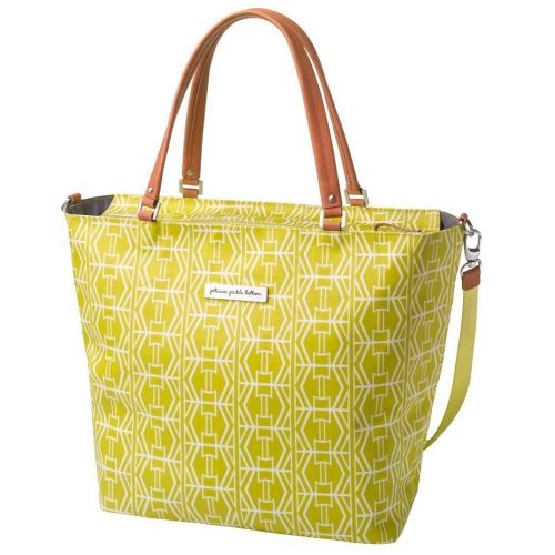  Petunia Pickle Bottom Altogether Tote, Hula Hoop